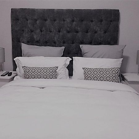 Sapphire Court Bed & Breakfast Gaborone Dış mekan fotoğraf